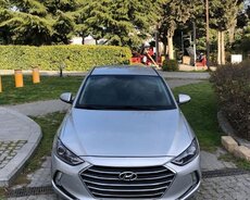 Hyundai Elantra 2019