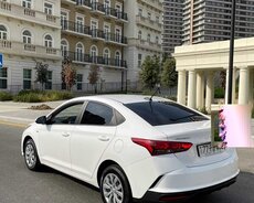 Hyundai Accent, 2022 il