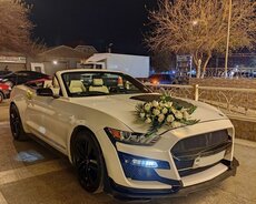 Mustang cabrio gelin maşıni