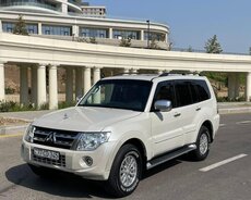 Mitsubishi Pajero 2015 il