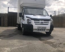 Ford Transit icarə