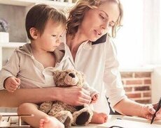 oz evimde uşaqa baxiram