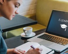 İngilis dili yuxarı aşağı yaş