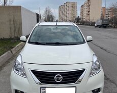 Nissan Sunny 2012-ci il