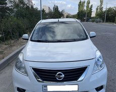 Nissan Sunny 2012