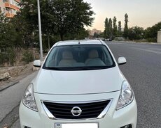 Nissan Sunny 2012