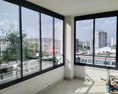 Cam balkon