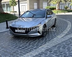 Hyundai Elantra kirayəsi